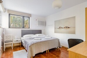 Apartment | 2 bedrooms, desk, iron/ironing board, free WiFi - Wawer Juhasów (Warsaw)
