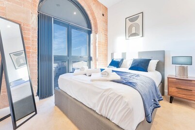 Smart 1 Bed Apartment in Burton-on-Trent