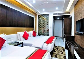 Soundproofing, free WiFi - Hotel Lee Benz (New Delhi)