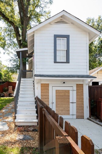 Charming Cloverdale Retreat | Fast WiFi