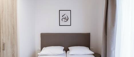 1 habitación y caja de seguridad en la habitación