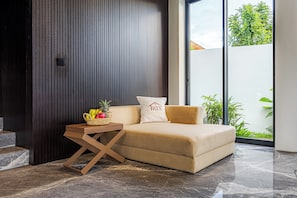 Living area - Villa Trix Canggu - Elegant 4BR Villa for Families & Friends (Badung)