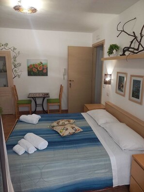 1 Schlafzimmer, Bügeleisen/Bügelbrett, WLAN, Bettwäsche