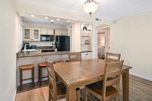 Dining - Two Bedroom Beachfront End Unit Condo with Pool. (Ocean City)
