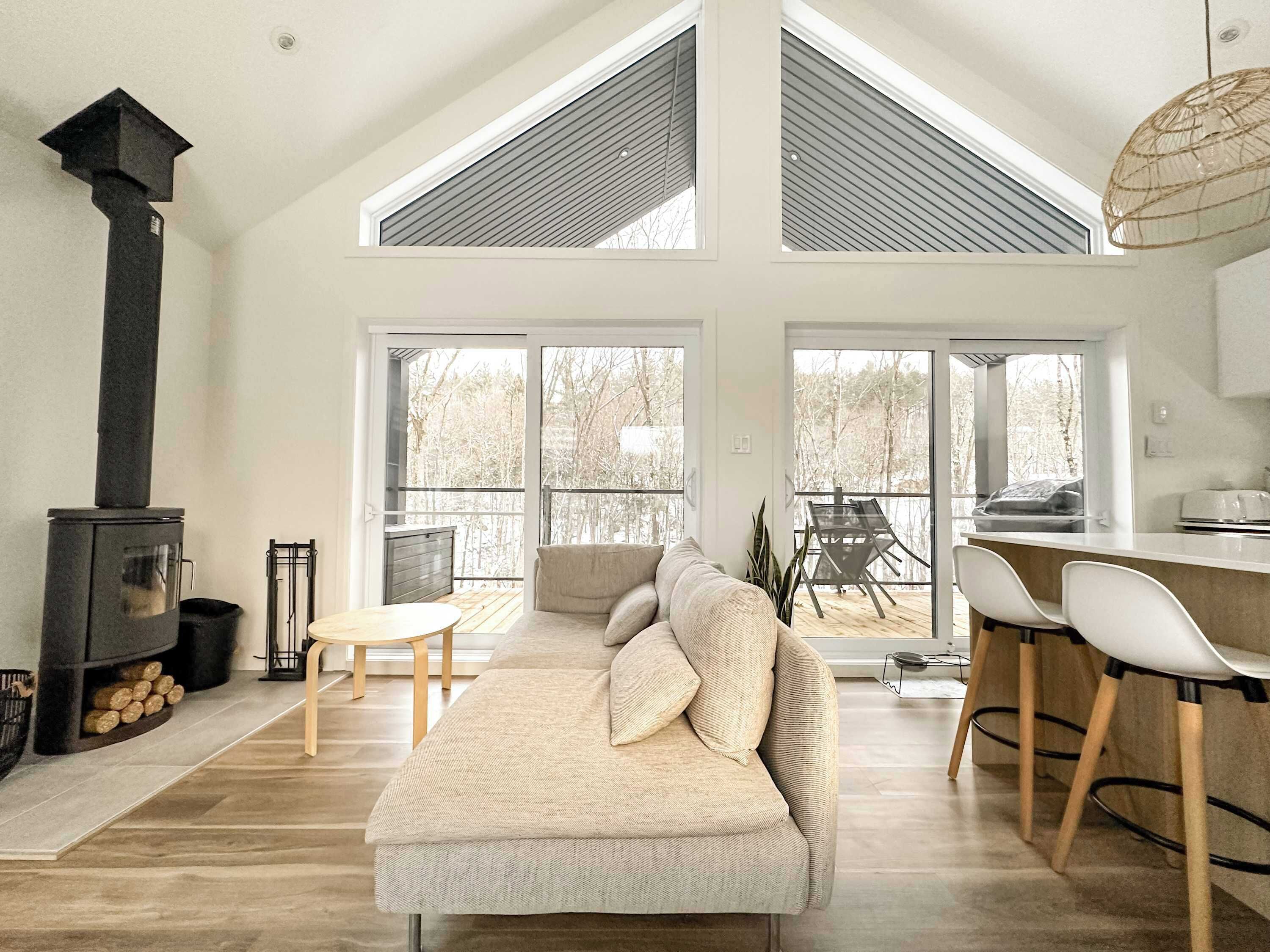 TV, fireplace, books, offices