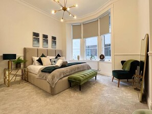 7 bedrooms, iron/ironing board, travel cot, WiFi
