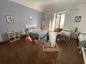 2 bedrooms, desk, iron/ironing board, free WiFi