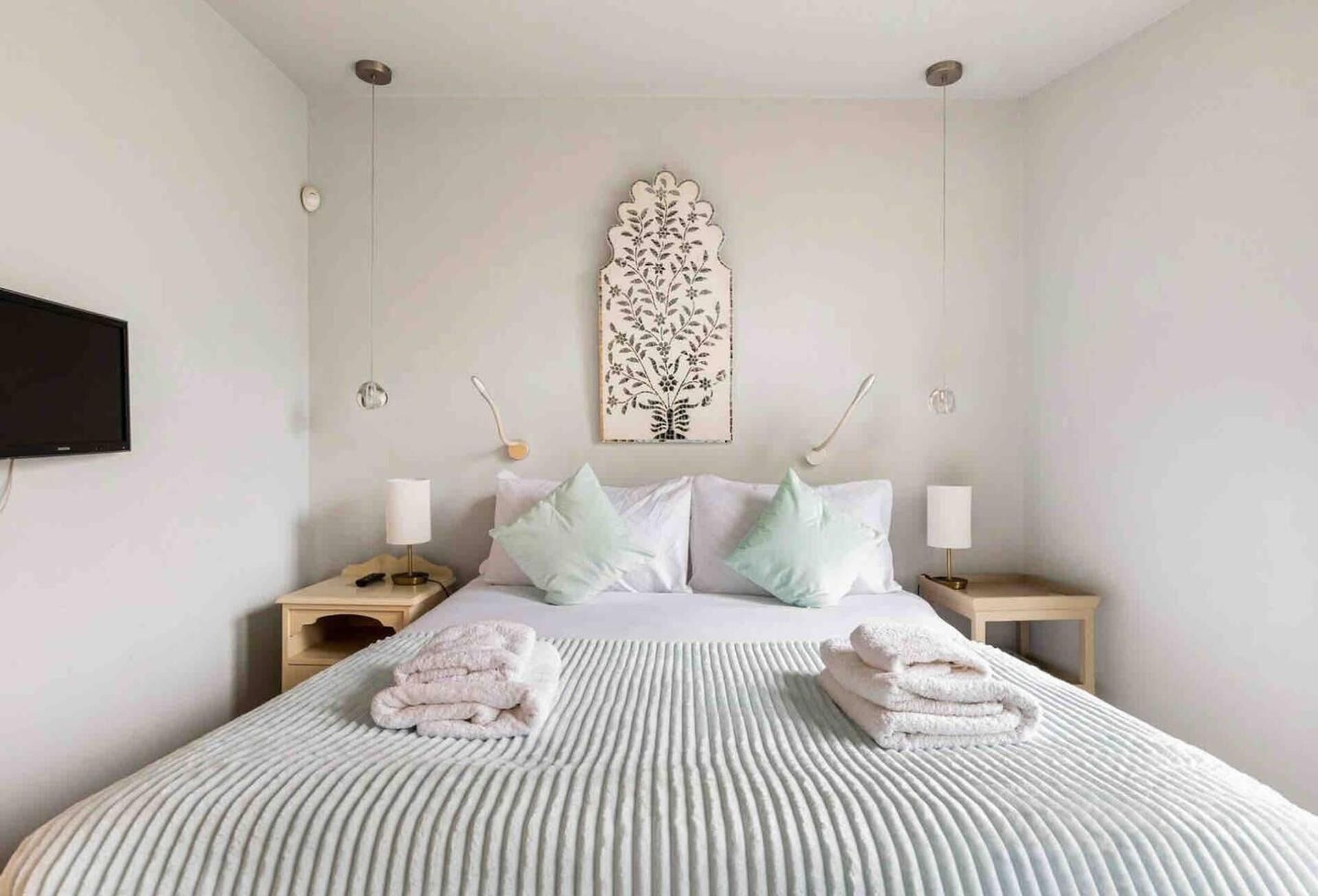 Casa | 3 habitaciones, tabla de planchar con plancha y wifi gratis 