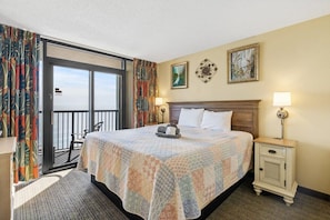3 bedrooms, iron/ironing board, WiFi, bed sheets - Compass Cove Resort Unit 1216 - Oceanfront (Myrtle Beach)