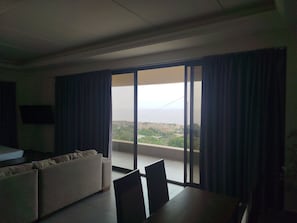 1 bedroom, desk, free WiFi