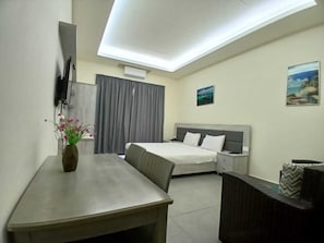 Comfort Double or Twin Room, Balcony, Partial Sea View | Desk, free WiFi - Amchit Grand Hotel (Aamchit)