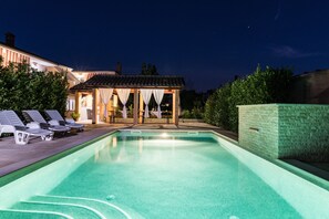 Seasonal outdoor pool - Apartments Kendel (Fazana)