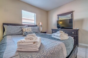 5 habitaciones, tabla de planchar con plancha y wifi gratis 
