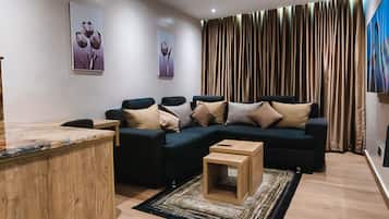 1 bedroom, premium bedding, down duvets, in-room safe