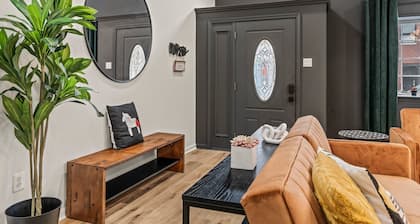 Historic Old City- Kid Friendly- Mins to Stadium