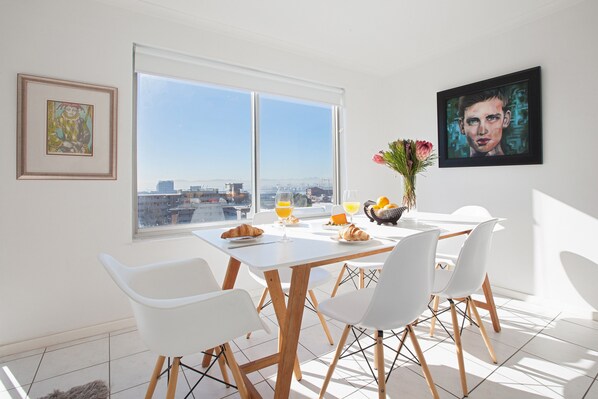 Departamento (2 Bedrooms) | Comedor
