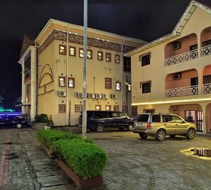 Front of property - Piccadilly Suites and Luxury Apartment (Lekki)