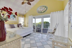 3 soverom, strykejern/-brett, wi-fi og sengetøy