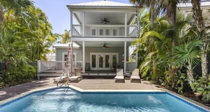 Private Pool Home: 3BR/3BA Sanctuary Village Villa 7219