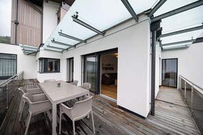 Apartamento Gallery | Terraza o patio