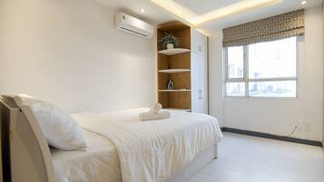 4 bedrooms, WiFi, bed sheets