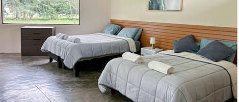1 bedroom, iron/ironing board, Internet, bed sheets