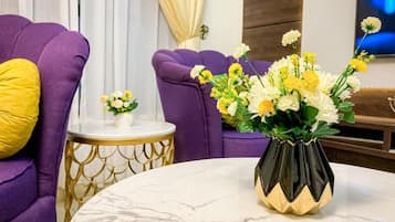 Business Room | Living area