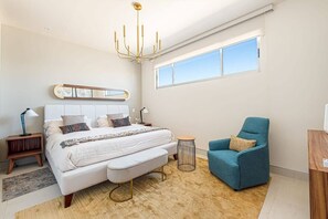 2 bedrooms, iron/ironing board, WiFi, bed sheets - 2BR Penthouse with Private Rooftop & Seaview & Pool (Cabo San Lucas)