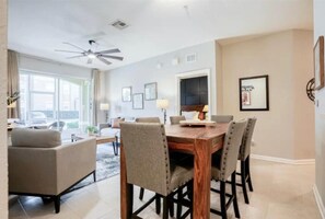 2 bedrooms - Mickey s Welcome Inn - Closest Resort to Disney (Kissimmee)