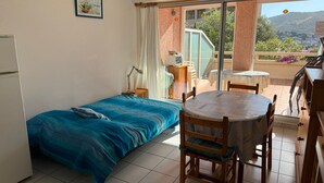 Room - Charming T2 with terrace between beaches in Banyuls-sur-Mer (Banyuls-sur-Mer)