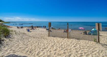 Wow! Private Pool, Game Room, and Fire Pit!
