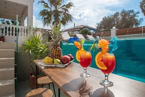 Seasonal outdoor pool - Estella Luxury Villa (Zakynthos)