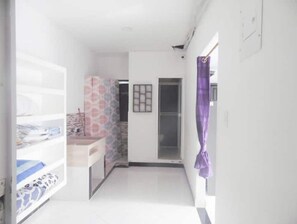 2 bedrooms