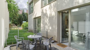 Sun deck