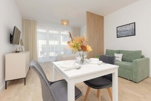 Interior - Domaniewska 47A | Fashionable Studio | Parking (Warszawa)