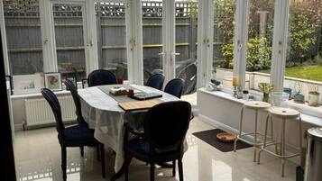 House | Dining