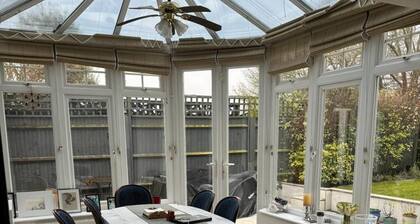 Cosy and Lovely 4-bed House in Stanmore