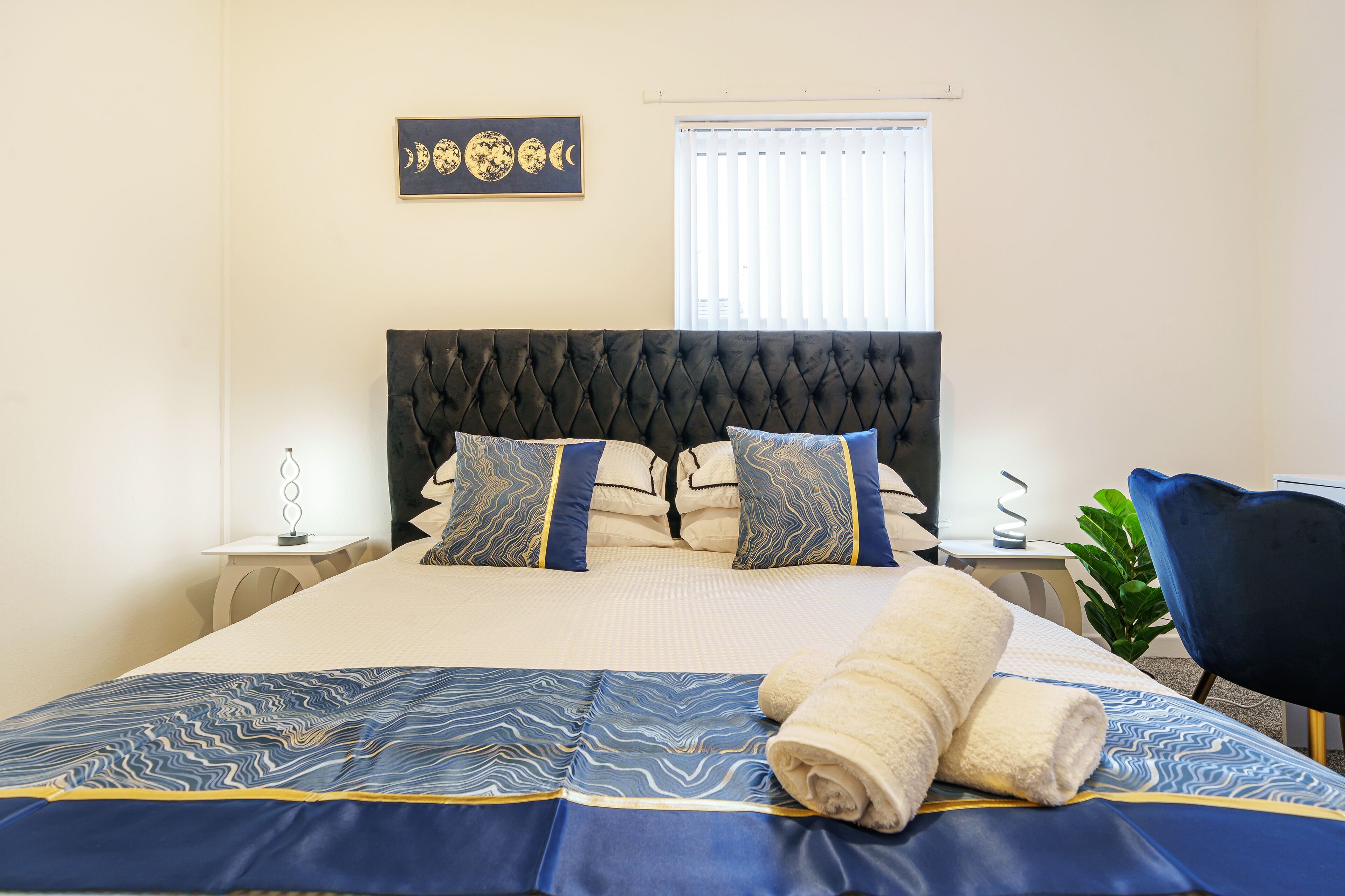 2 chambres, bureau, fer et planche à repasser, Wi-Fi gratuit