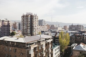 1 chambre, bureau, fer et planche à repasser, Wi-Fi