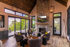 Interior - Bucks and Bunnies at Eagles Nest - new, luxury with huge views, hot tub (Elk Park)