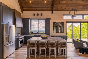 Fridge, microwave, oven, stovetop - Bucks and Bunnies at Eagles Nest - new, luxury with huge views, hot tub (Elk Park)