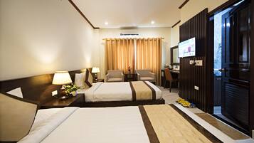 In-room safe, free WiFi