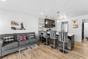 Interior - Ideally Located Condo in Dillon w/ Marina Views & Close to the Amphitheater! (Dillon)