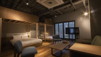 1 bedroom, laptop workspace, blackout curtains, free WiFi