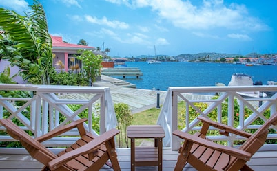 The Harbour #6 - 3 Bedrooms in Rodney Bay 3 Townhouse by RedAwning
