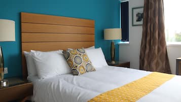 Classic Apartment | Desk, free WiFi, bed sheets