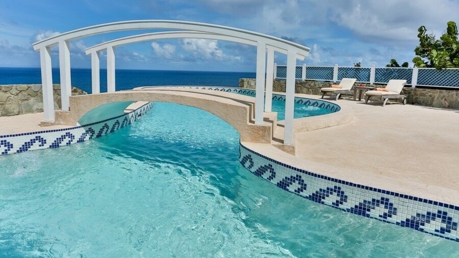 2-bed Villa With Uninterrupted Sea Views - Equinox 2 Bedroom Villa by RedAwning