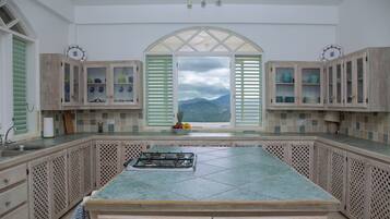 Villa, 2 Bedrooms | Private kitchen