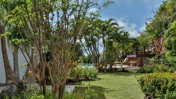 Villa, 3 Bedrooms | Property grounds