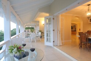 Vila, 2 kamar tidur | Tempat makan outdoor